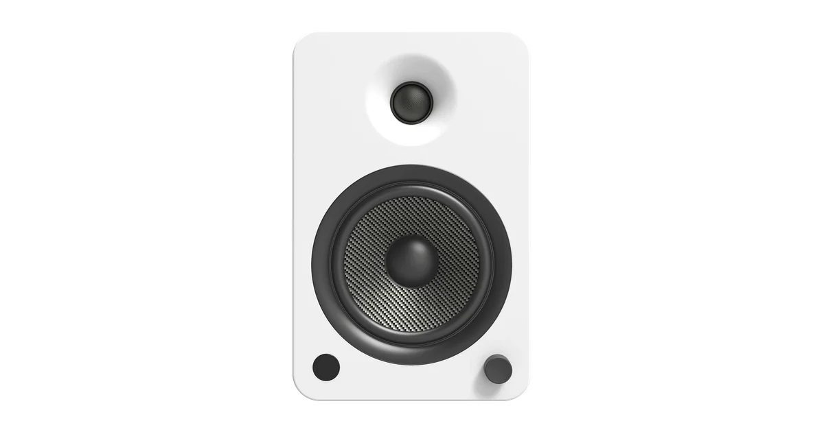 Kanto YU6 Review: The Powered Bookshelf Speaker Built for the Living Room