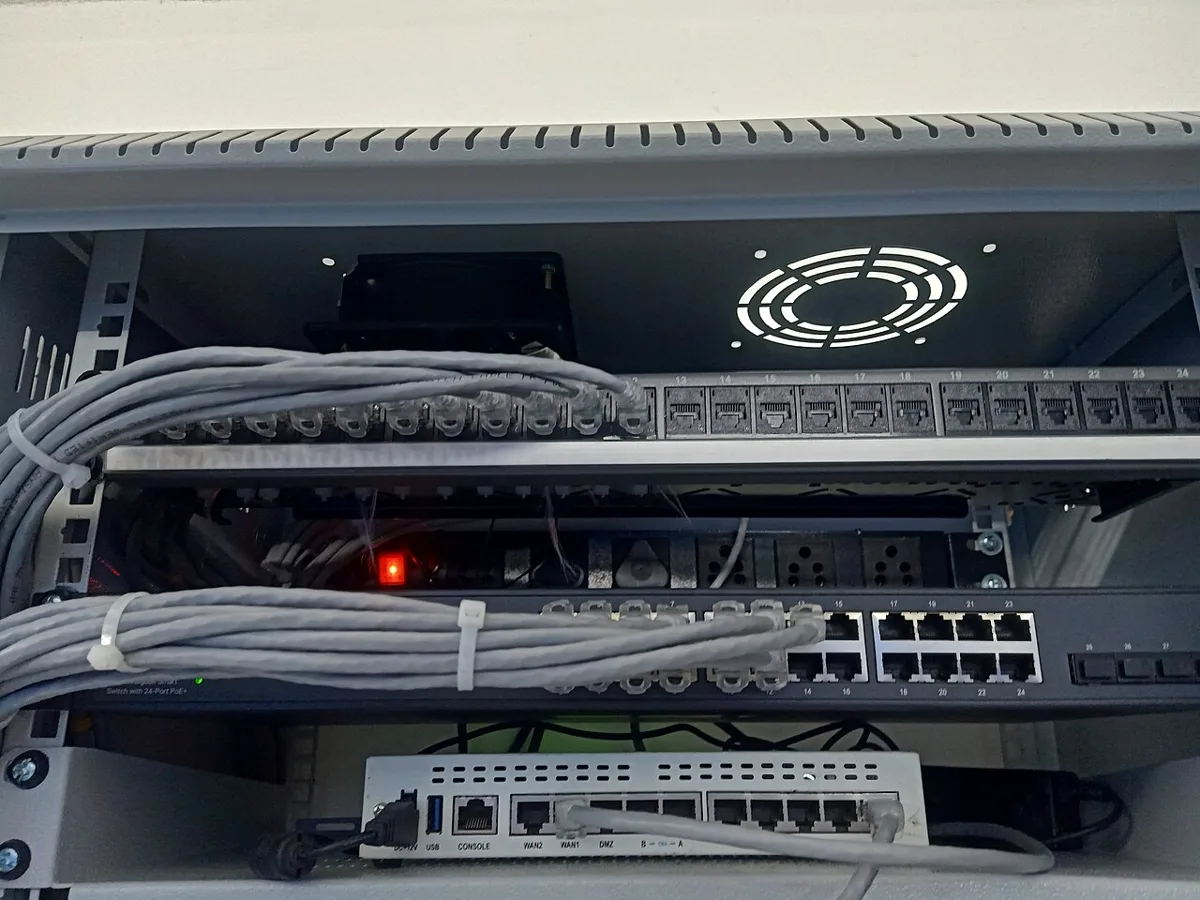Building a Quiet Home Lab Mini Rack: My 10 inch Setup That Hides in Plain Sight